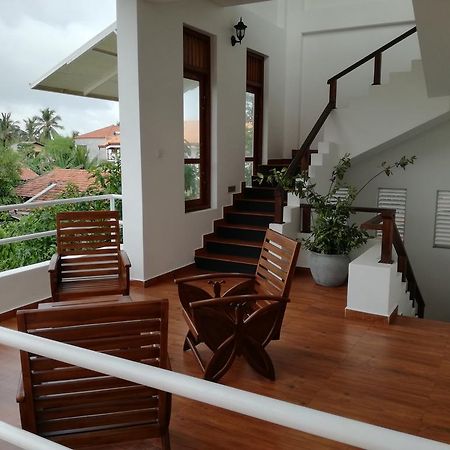 Bianco Terrace Hotel Negombo Buitenkant foto