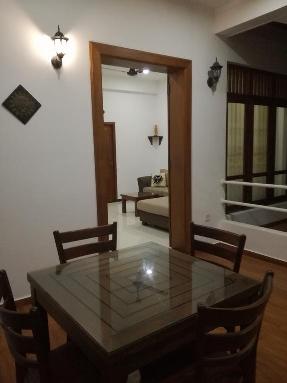Bianco Terrace Hotel Negombo Buitenkant foto